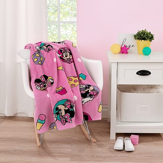 Disney Collection Minnie Mouse Blanket