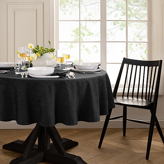 Threadmade Continental Tablecloth