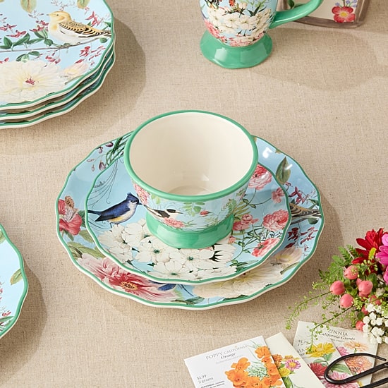Certified International Flora 16-pc. Ceramic Dinnerware Set