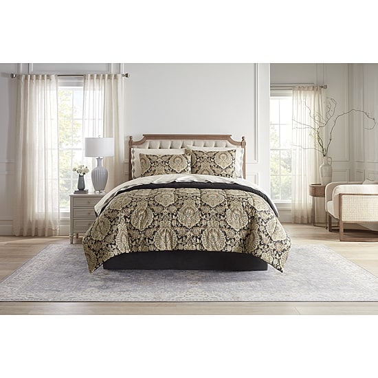 Broadhaven Kent 8-pc. Reversible Complete Bedding Set with Sheets