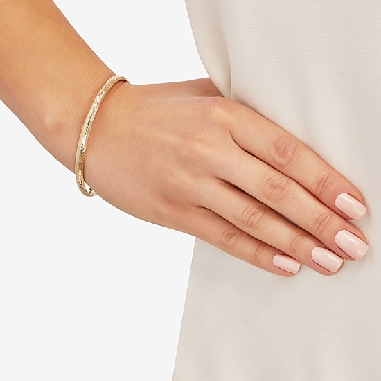 Womens 14K Gold Bangle Bracelet