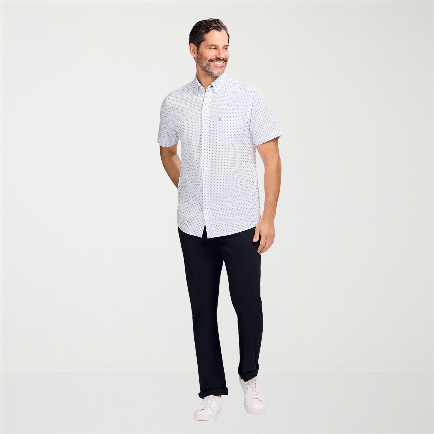 IZOD Breeze Mens Short Sleeve Athletic Fit Button-Down Shirt