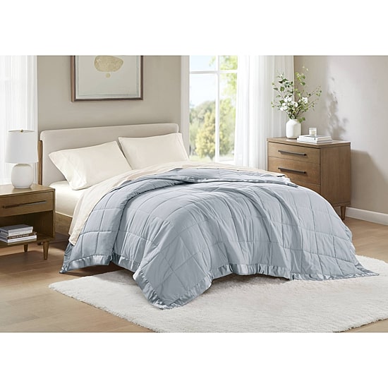 Madison Park Prospect Lightweight Down Alternative Blanket with Satin Trim