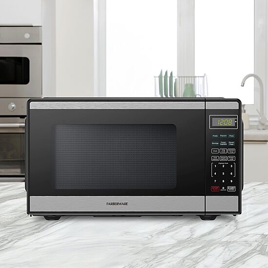 Farberware 0.9 Cu. Ft. Countertop Microwave Oven