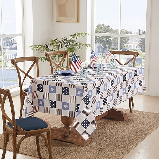 Avanti Americana Heritage Tablecloth