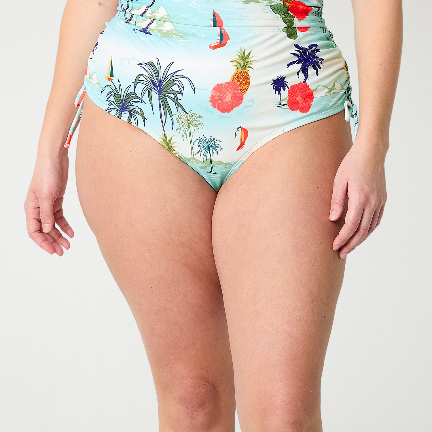 Outdoor Oasis Womens Plus Moderate Coverage Hipster Bikini Swimsuit Bottom
