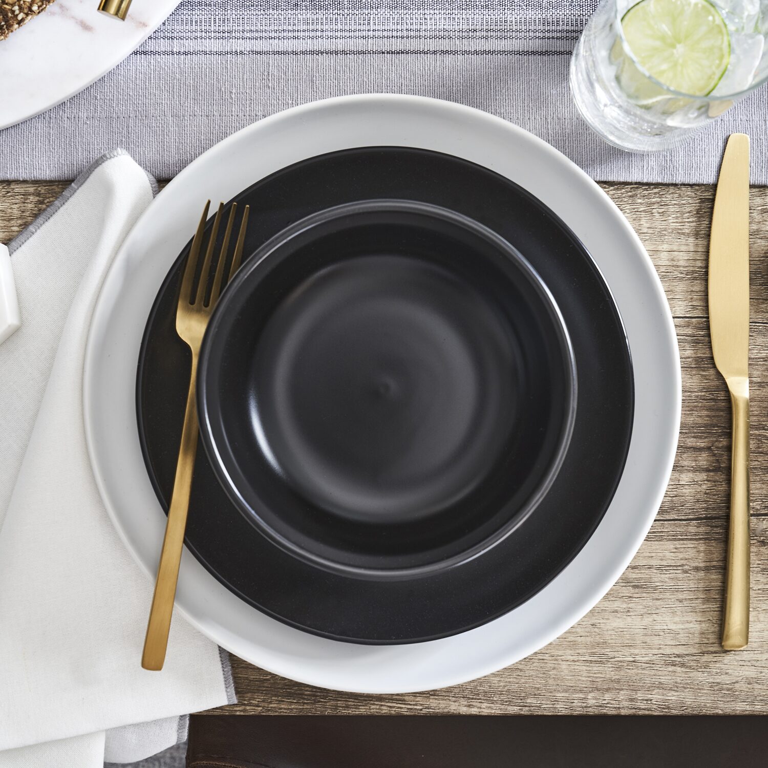 Loom + Forge Ren Stoneware Dinner Plate