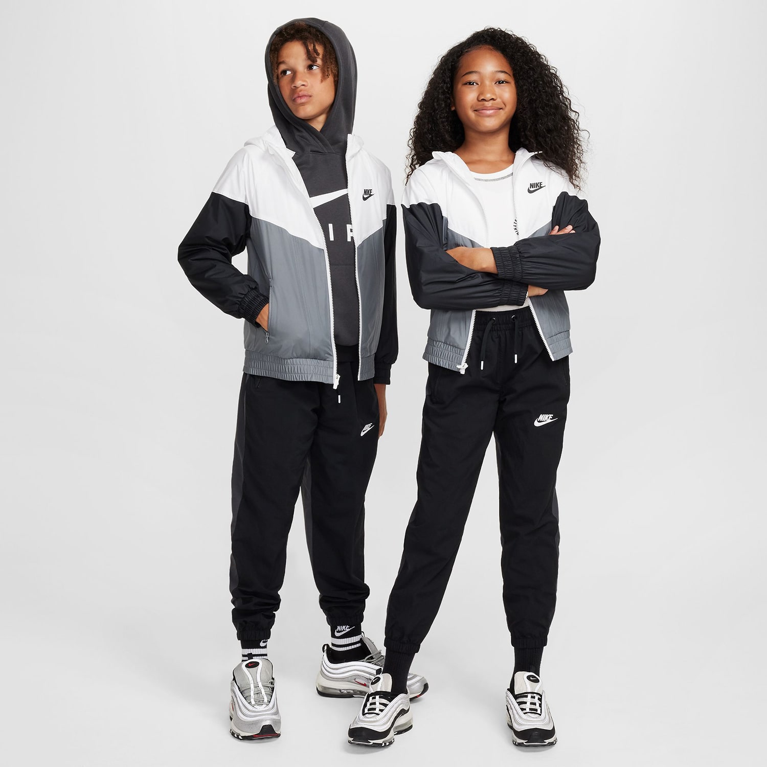 Nike Big Kid Unisex Lightweight Raincoat