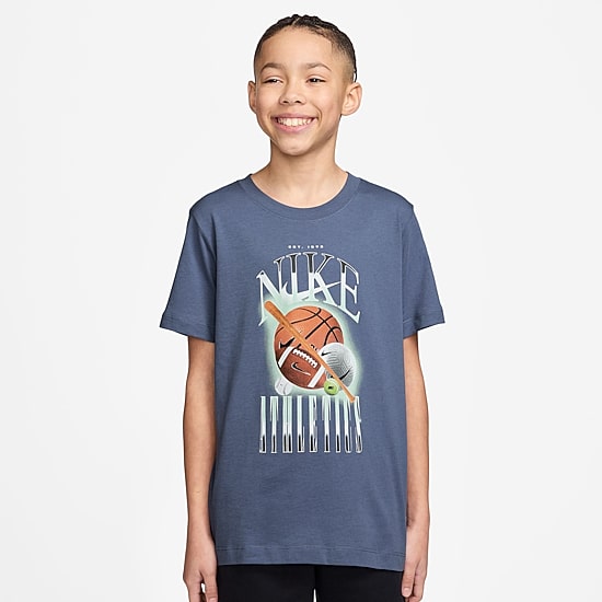 Nike Club Big Kid Unisex Crew Neck Short Sleeve Classic Fit Graphic T-Shirt