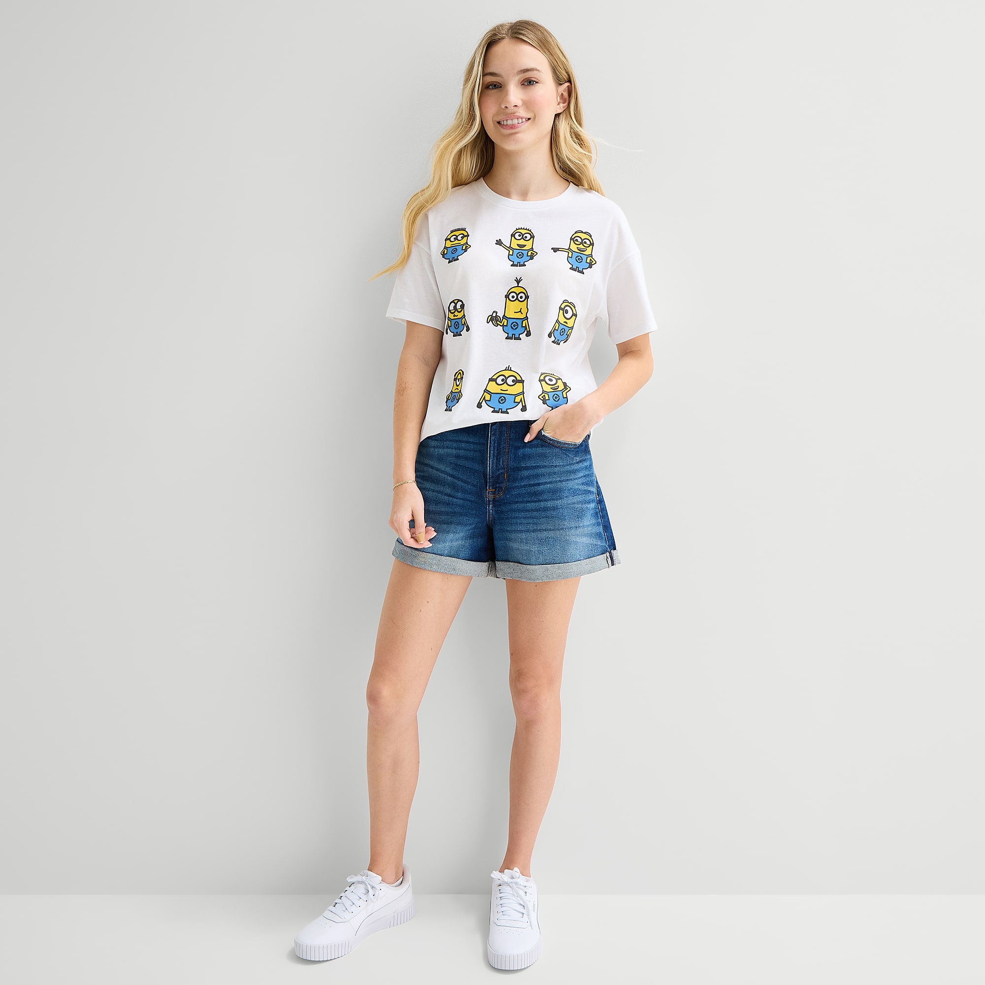 Minions Grid Boyfriend Tee Womens Juniors Crew Neck Short Sleeve Loose Fit Graphic T-Shirt