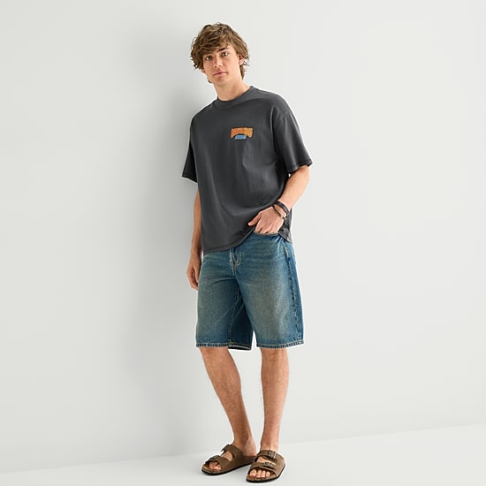 Arizona Mens Crew Neck Short Sleeve Boxy Fit Graphic T-Shirt