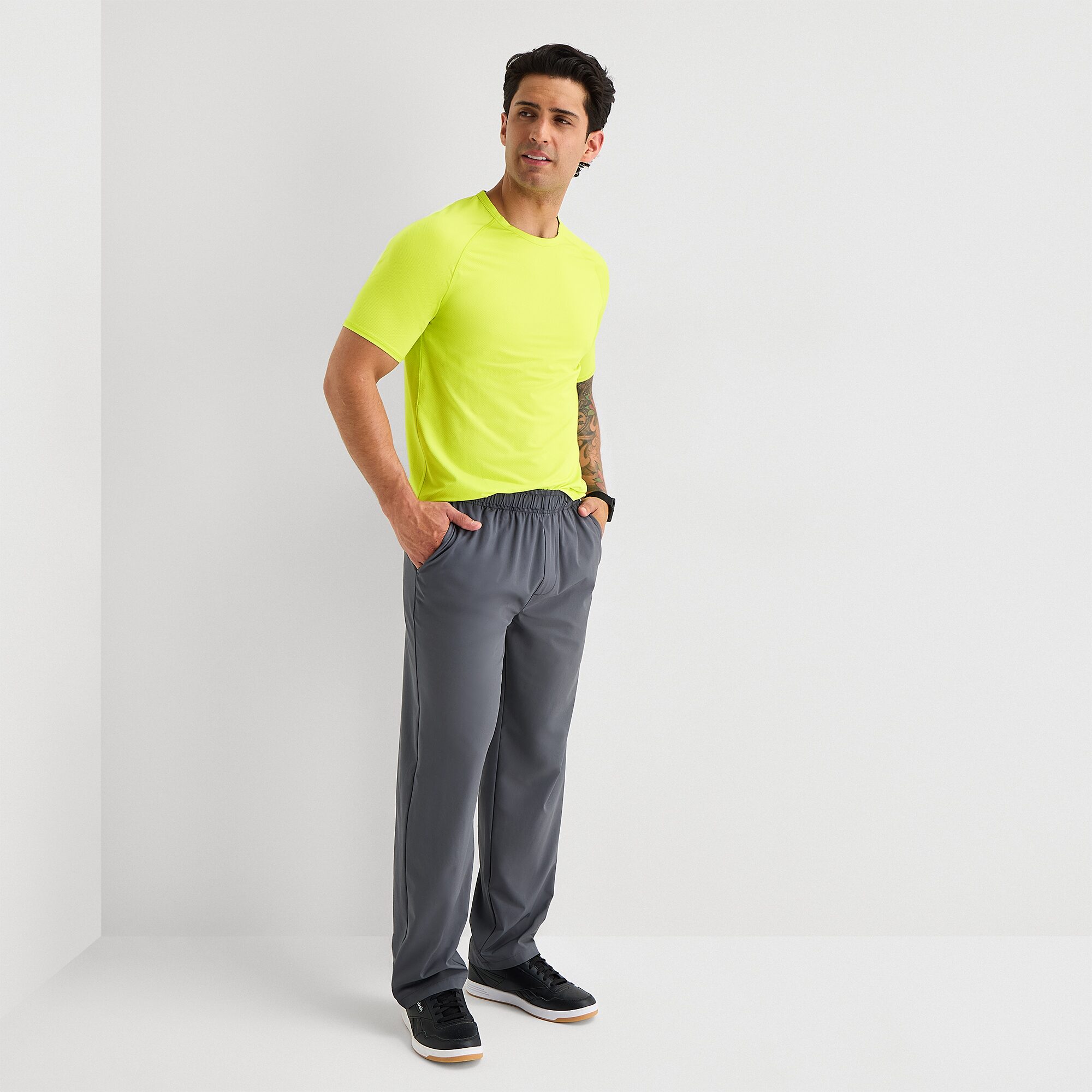 Xersion Mens Crew Neck Short Sleeve Quick Dry T-Shirt