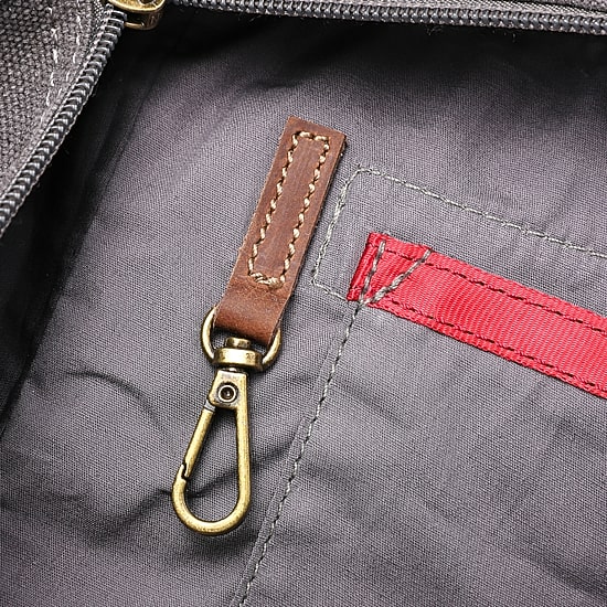 TSD Brand Turtle Ridge Mail Messenger Bag