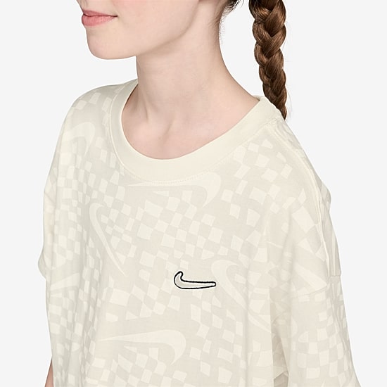 Nike Big Kid Girls Crew Neck Short Sleeve Regular Fit Graphic T-Shirt