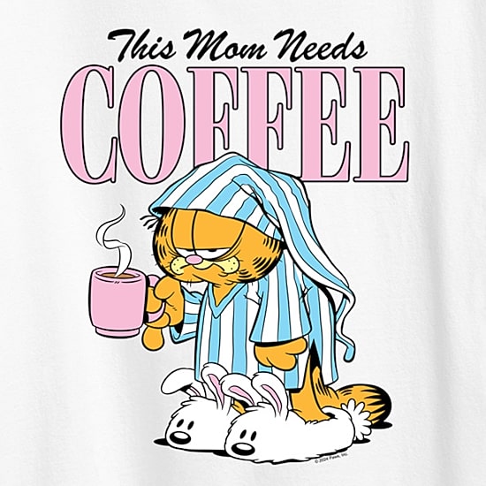 Mom Needs Coffee Womens Crew Neck Short Sleeve Classic Fit Garfield Graphic T-Shirt
