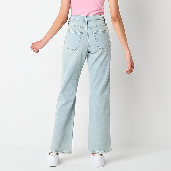Arizona Curvy Womens Juniors High Rise Straight Leg Jean