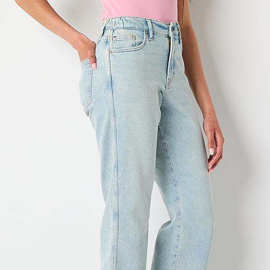 Arizona Curvy Womens Juniors High Rise Straight Leg Jean