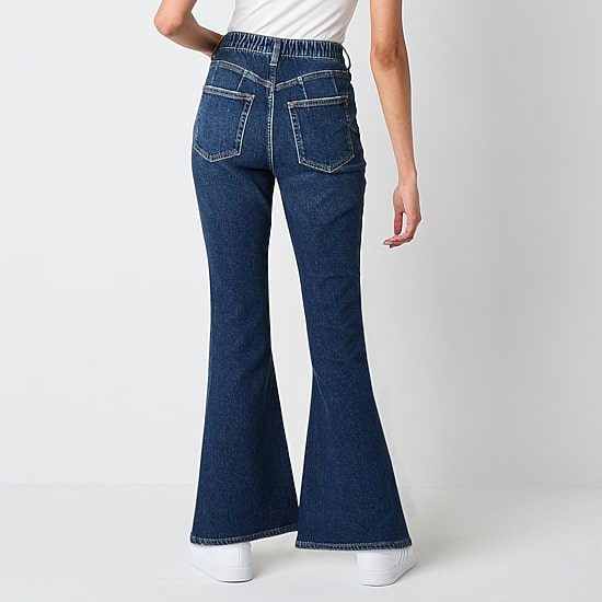 Arizona Curvy Womens Juniors High Rise Flare Leg Jean