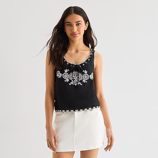 a.n.a Womens Scoop Neck Sleeveless Embroidered Pintucked Camisole