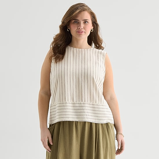 a.n.a Womens Plus Round Neck Sleeveless Blouse