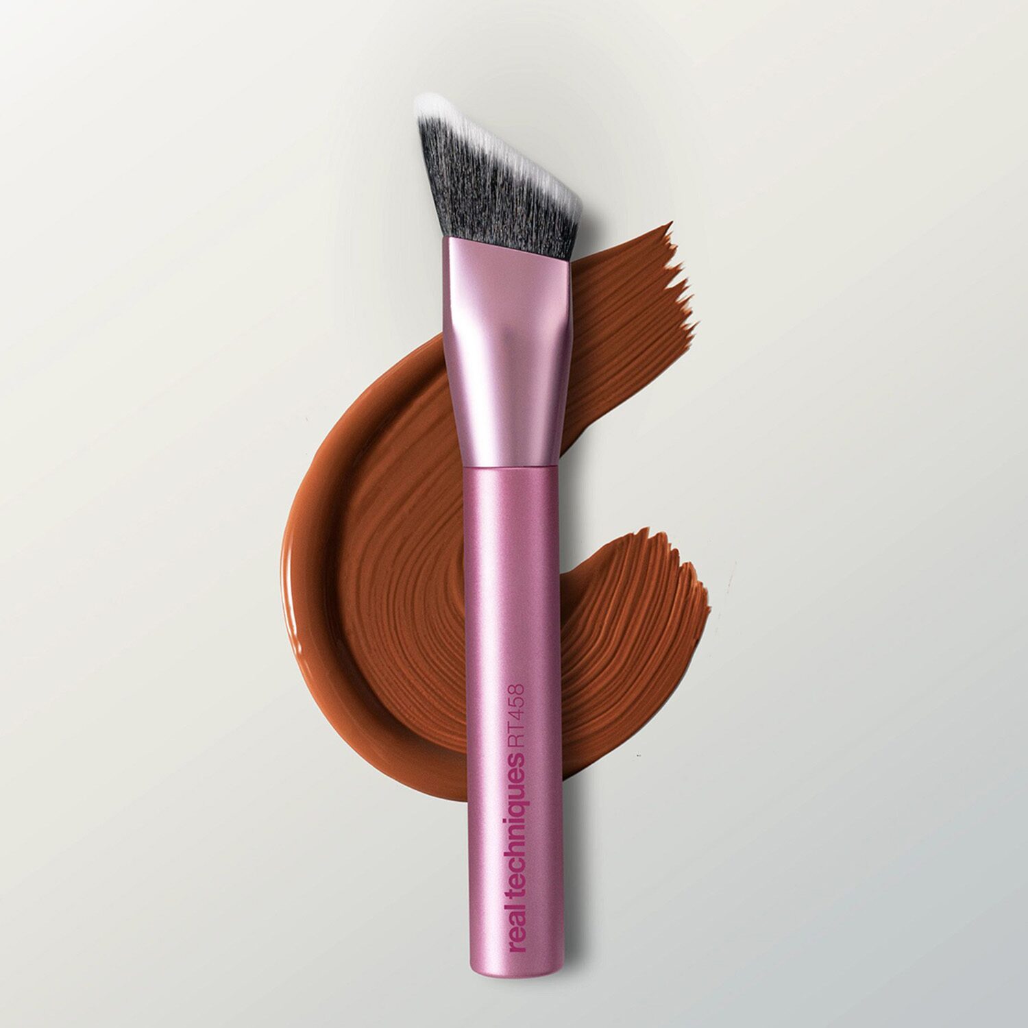 Real Techniques Cheek Hugging Contour Brush