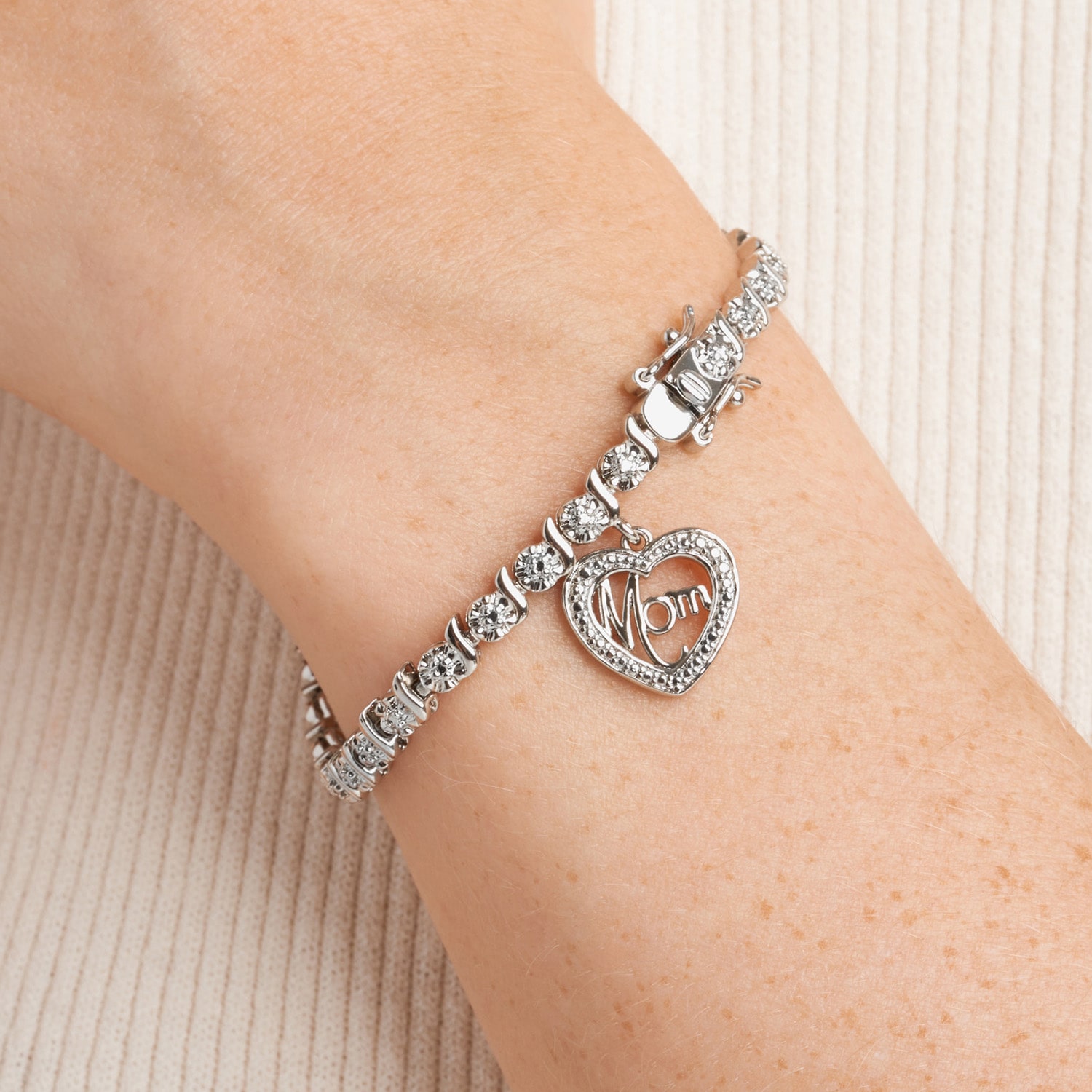 Sparkle Allure Mom Womens Natural Diamond Accent Heart 7.25 Inch Tennis Bracelet