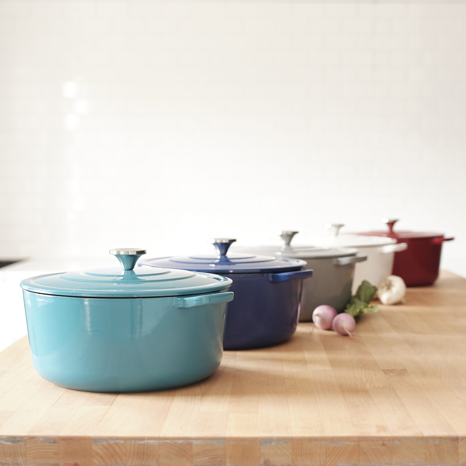 Cooks Cast Iron 3.5-qt. Dutch Oven with Lid