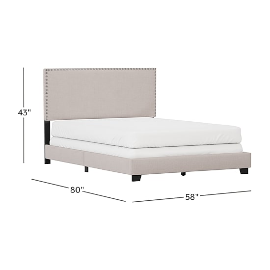 Gayle Nailheadtrim Upholstered Rectangular Bed