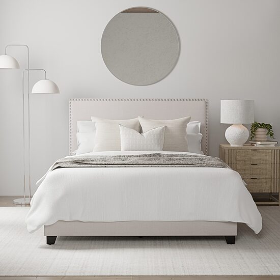 Gayle Nailheadtrim Upholstered Rectangular Bed