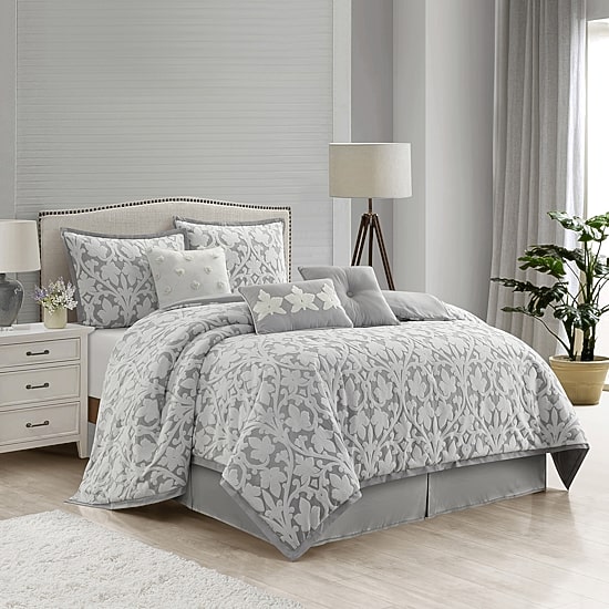 Stratford Park Beatrix 7-pc. Floral Lightweight Comforter Set