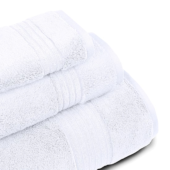 Liz Claiborne Signature Plush Bath Towel