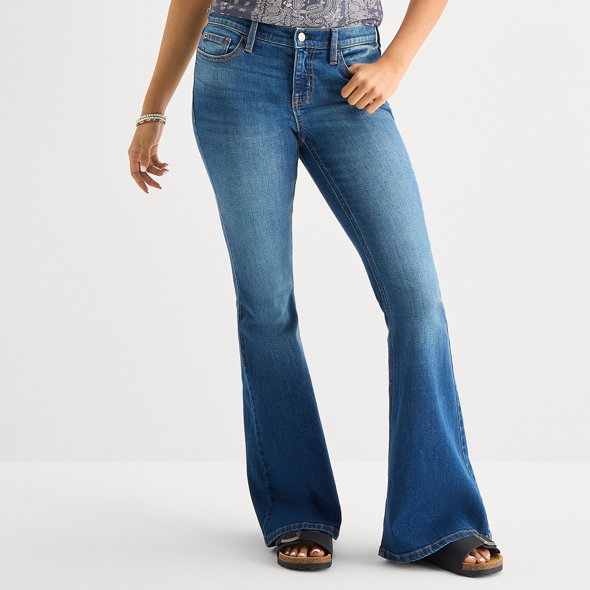 Arizona Womens Juniors Flare Leg Jean