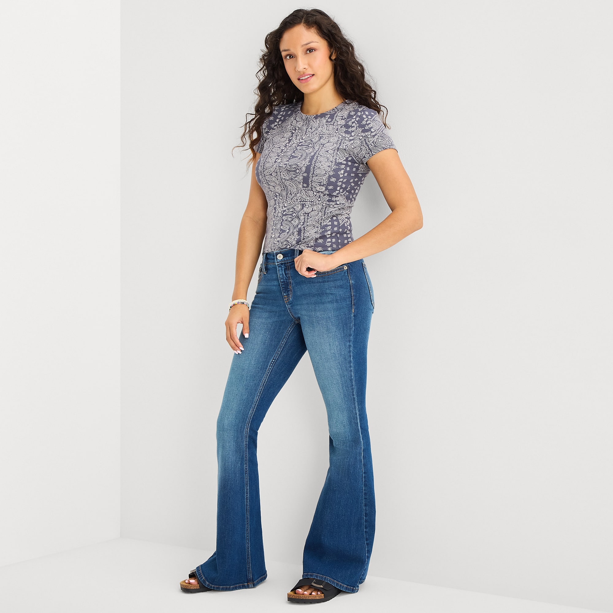 Arizona Womens Juniors Flare Leg Jean