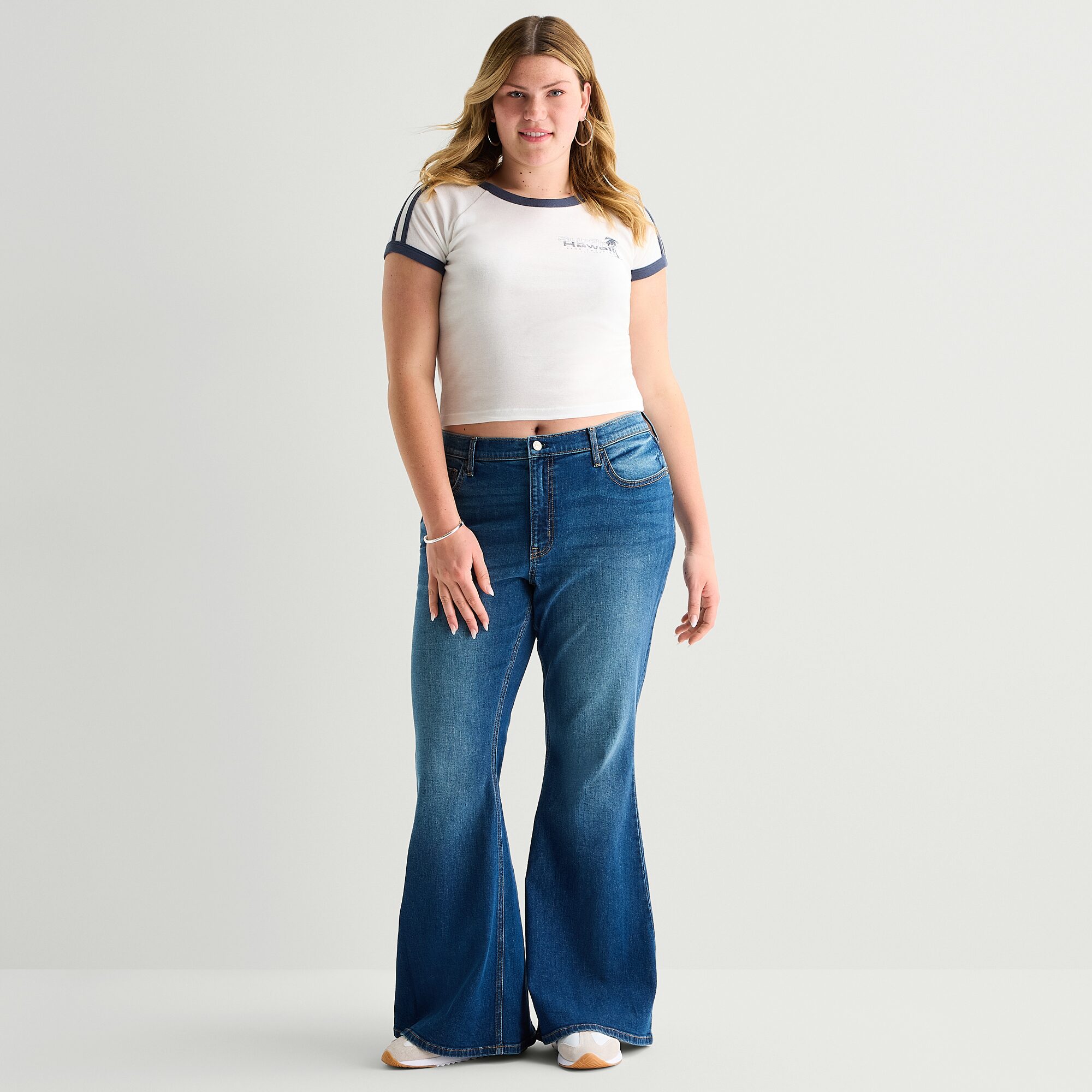 Arizona Womens Low Rise Flare Leg Jean