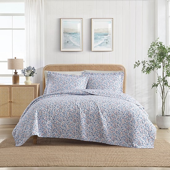 Laura Ashley Leoflower Quilt Set
