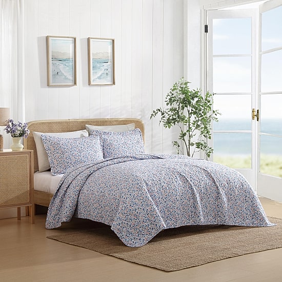Laura Ashley Leoflower Quilt Set