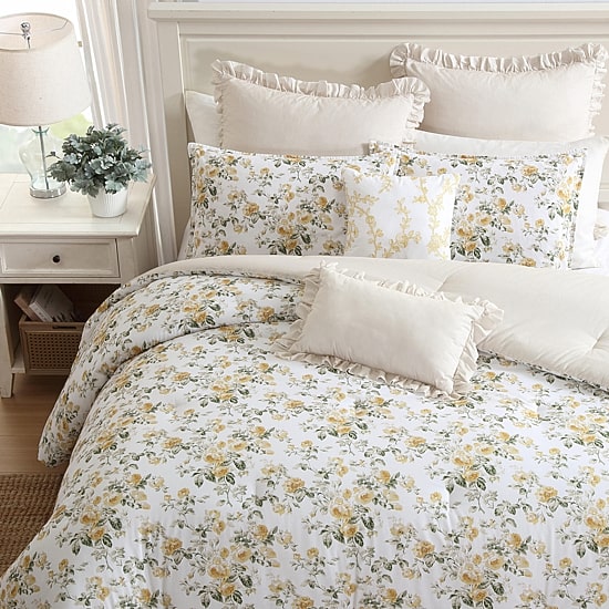 Laura Ashley Roses Midweight Comforter Set