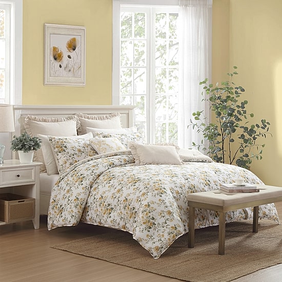 Laura Ashley Roses Midweight Comforter Set