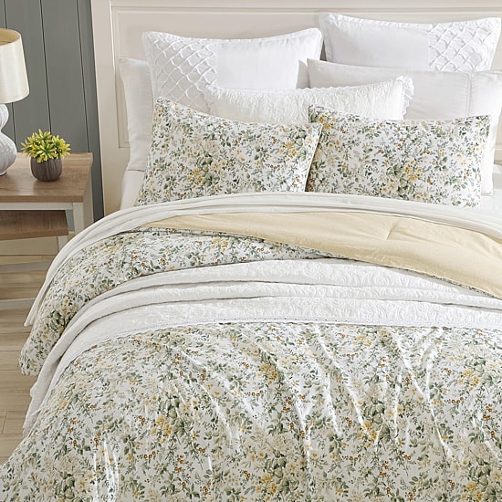 Laura Ashley Country Meadow Midweight Comforter Set