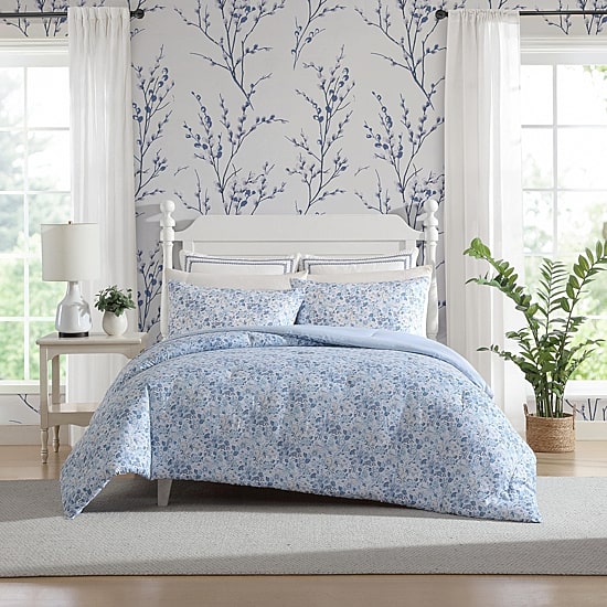 Laura Ashley Quartet Midweight Comforter Set