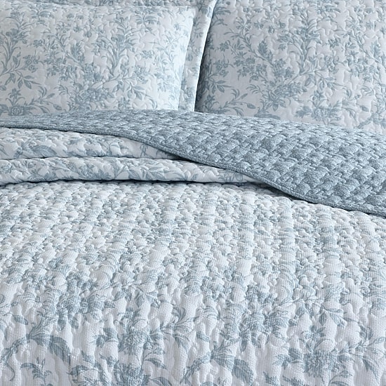 Laura Ashley Amberly Quilt Set