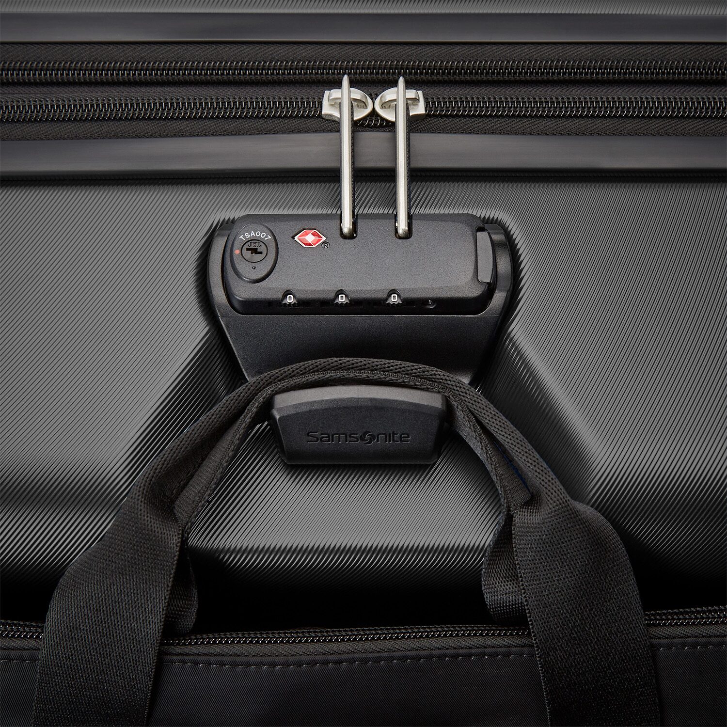 Samsonite Swerv 3.0 25 Inch Hardside Checked Spinner Luggage