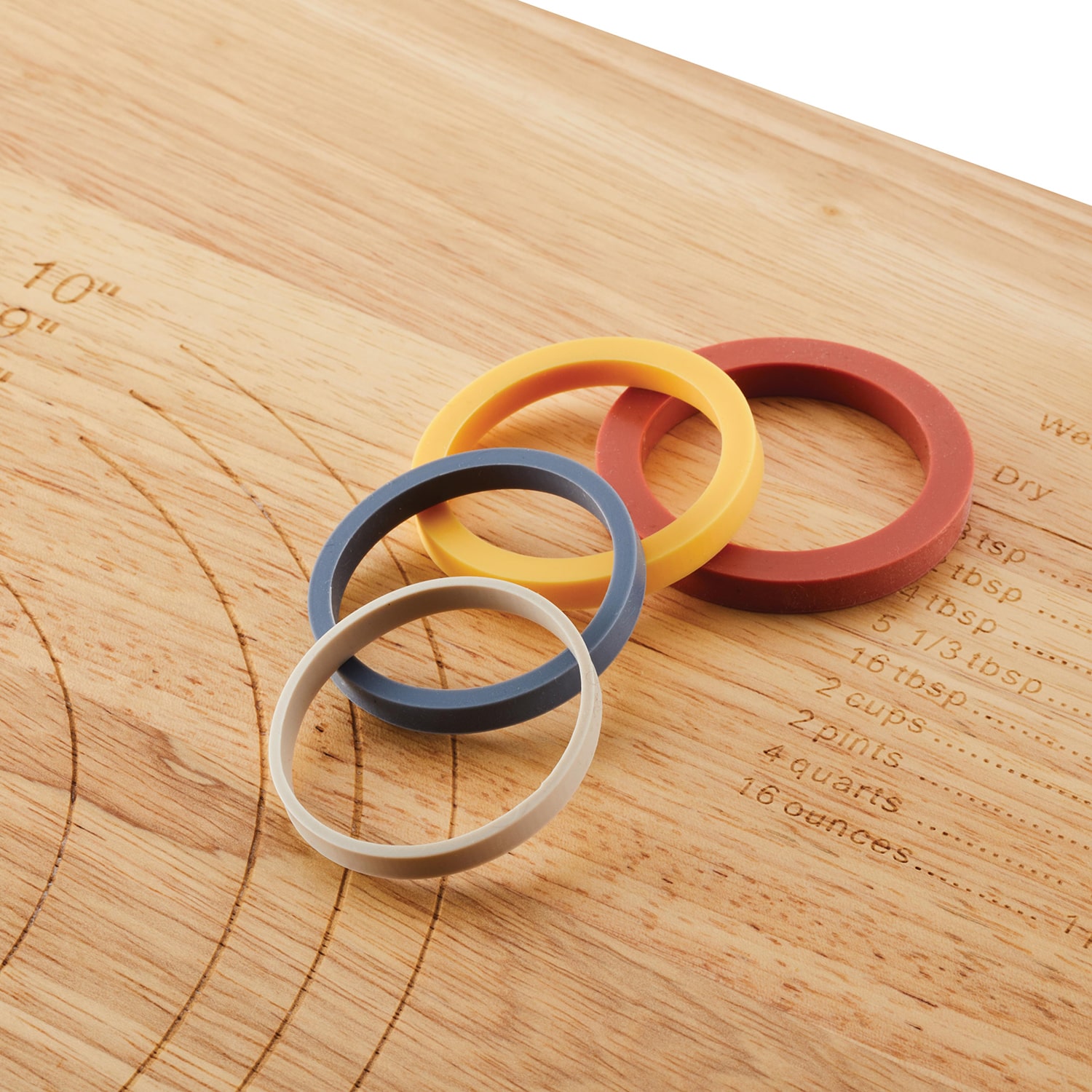 Ayesha Curry Rolling Pin and Pie Board Set
