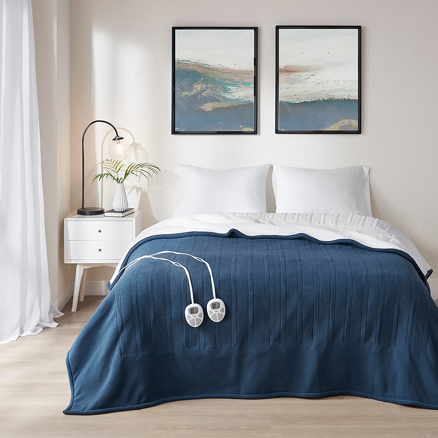 Serta® Fleece to Sherpa Heated Electric Blanket