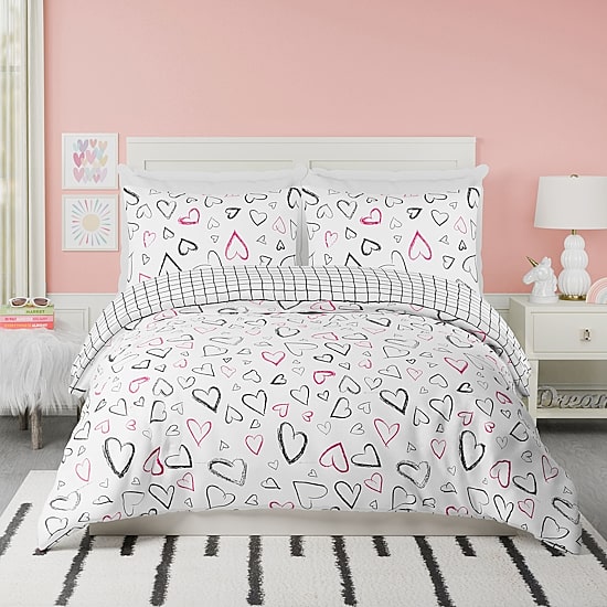 Urban Playground Roxy Hearts Reversible Reversible Comforter Set