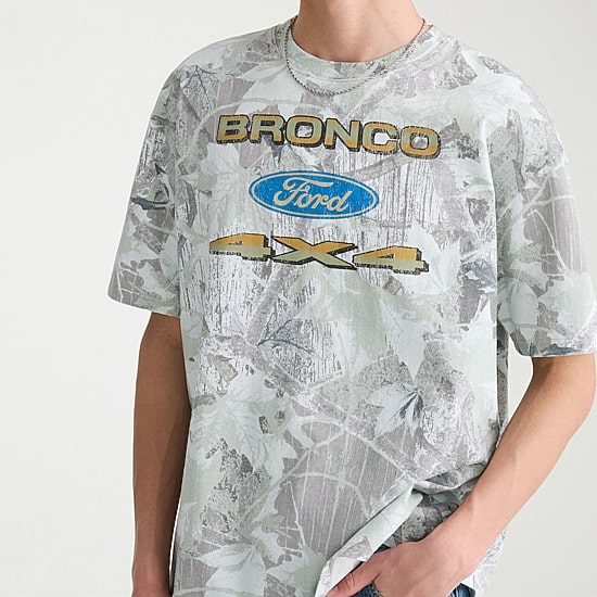 AEROPOSTALE Ford Mens Crew Neck Short Sleeve Boxy Fit Graphic T-Shirt