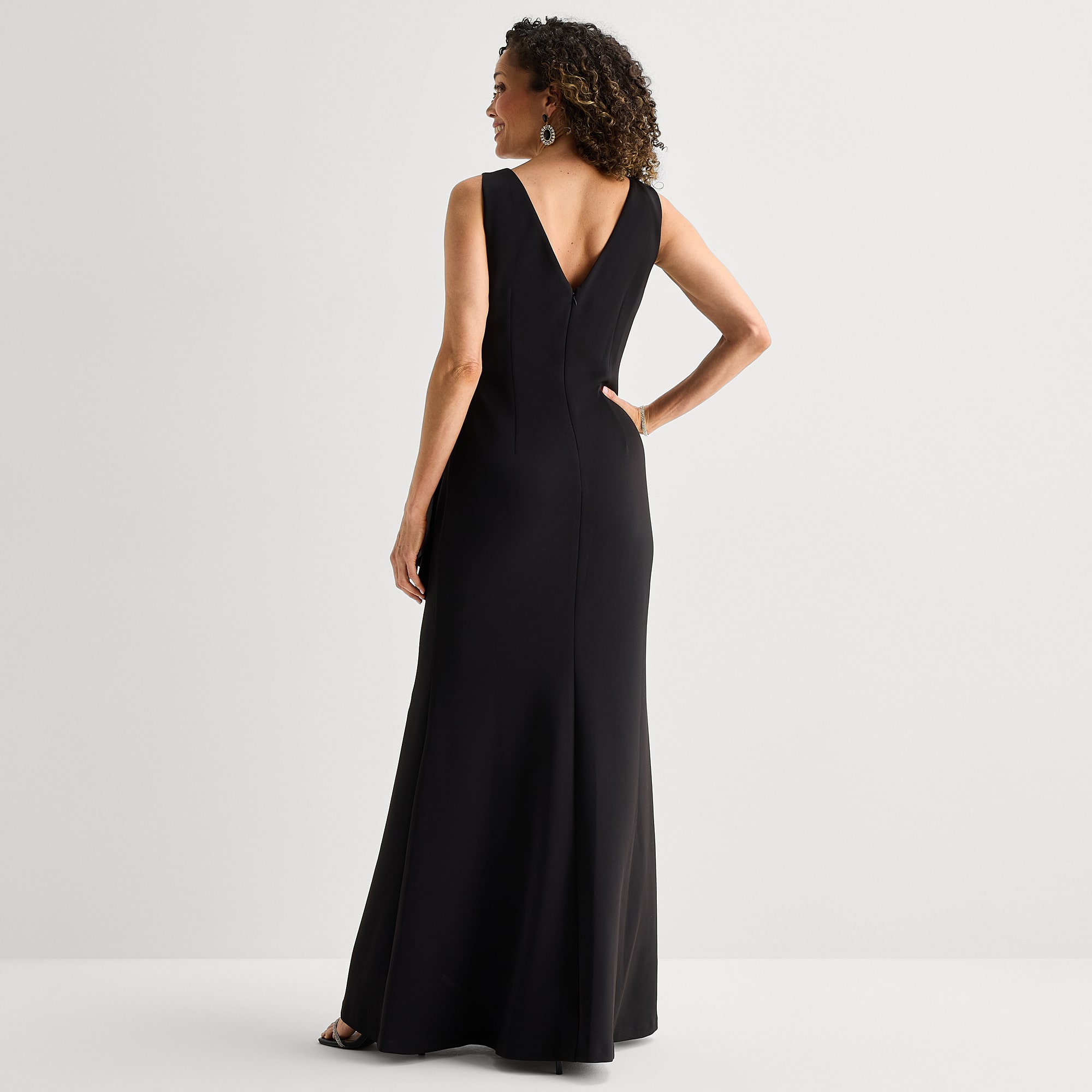 Jessica Howard Womens Boat Neck Sleeveless Embellished Evening Gown