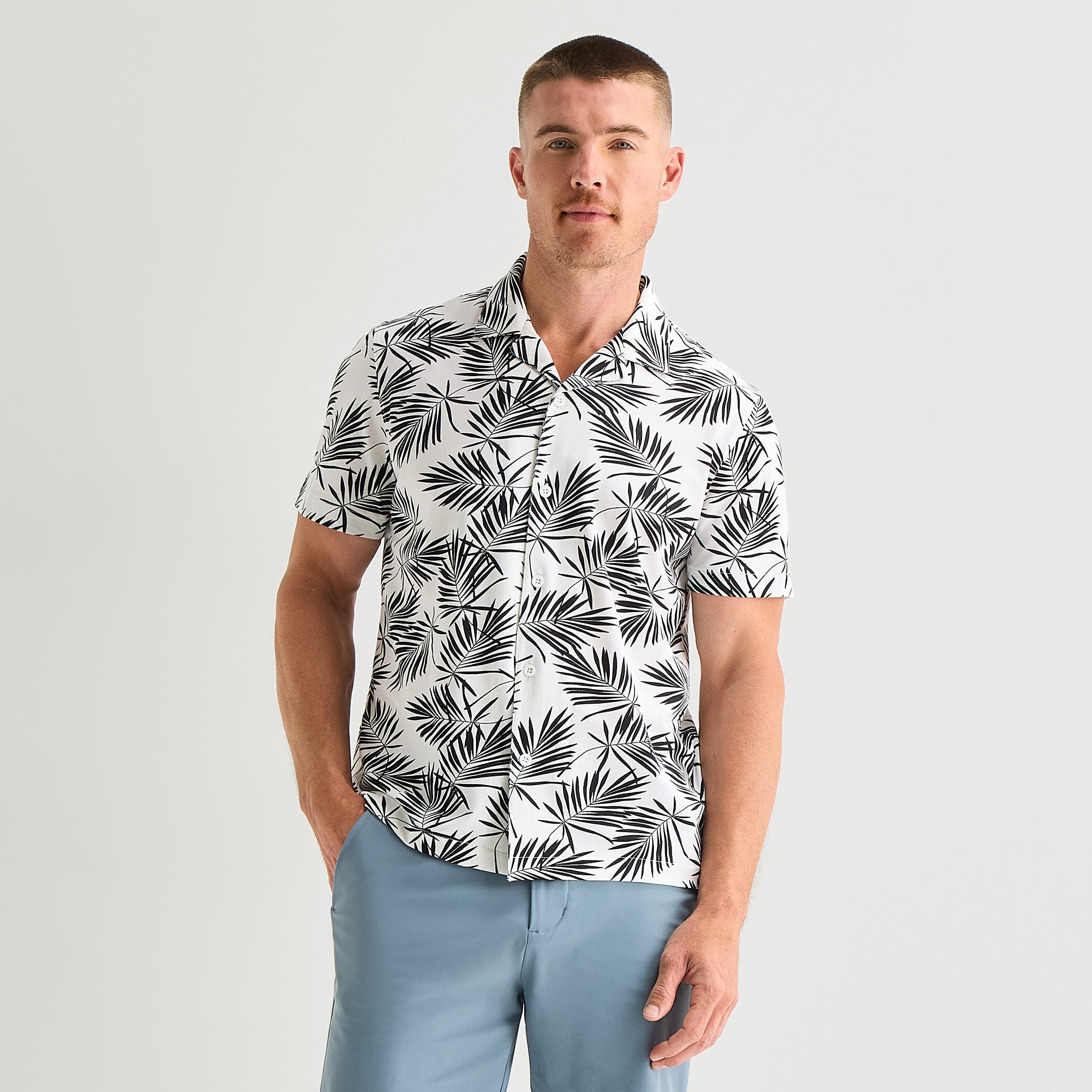 Stylus Mens Short Sleeve Camp Shirt