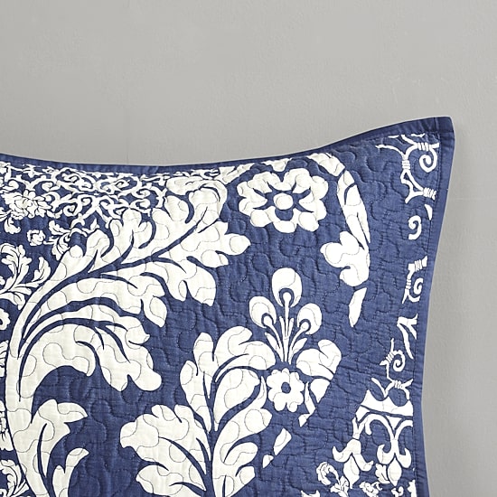 Madison Park Marcella 6-Pc Printed Cotton Quilt Set With Throw Pillows