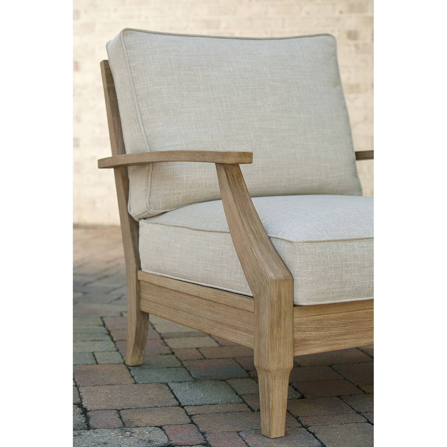 Outdoor By Ashley Clare View Lounge Chair